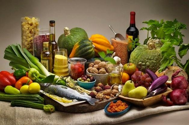 Mangiare prodotti di stagione fa bene alla salute? La natura è saggia! Seguire i suoi ritmi vuol dire consumare prodotti sani, più nutrienti e subito disponibili.