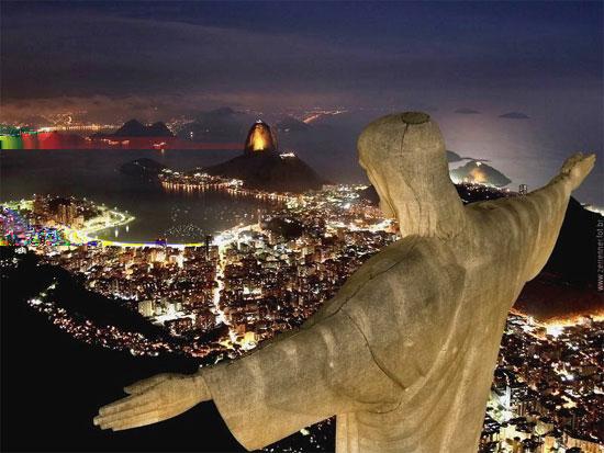 Nel pomeriggio partenza per l escursione al Corcovado: in cima alla famosa roccia alta 731 mt.