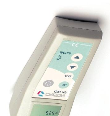 Introduzione L ossimetro portatile OXI 45 è un misuratore dell ossigeno disciolto. Le letture vengono espresse in % di saturazione o in concentrazione.