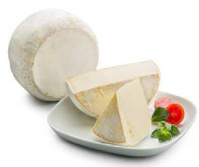 CACIOTTA FRESCA DOLCE La caciotta è un formaggio dalla brevissima stagionatura prodotta con latte vaccino intero, caglio e sale.