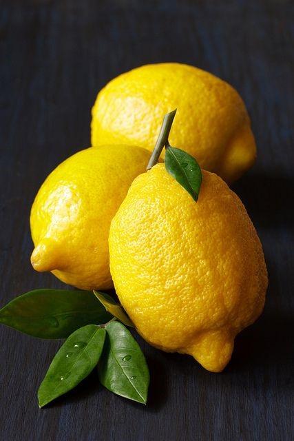 I Tè ComplexionMe Limone fresco a fette Zenzero fresco a fette Scegli fra infusione calda o fredda e segui le istruzioni