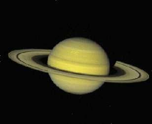 Saturno, per grandezza, è il secondo pianeta del Sistema Solare e ha una struttura interna simile a quella di Giove La sua rivoluzione dura ventinove anni terrestri, mentre la rotazione è di