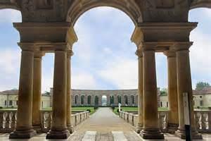 Dopo meritata pausa, riprendiamo il ns tour per Palazzo Te. Palazzo Te a Mantova è uno dei più celebri capolavori dell architetto Giulio Romano.