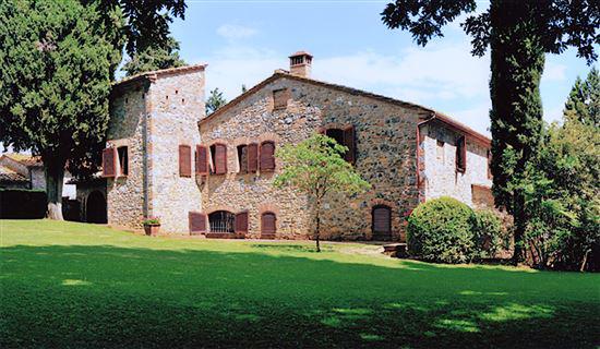 com/en/property/526/luxury-farmhouse-in-tuscany-for-sale-with-300-hectares Area Municipality
