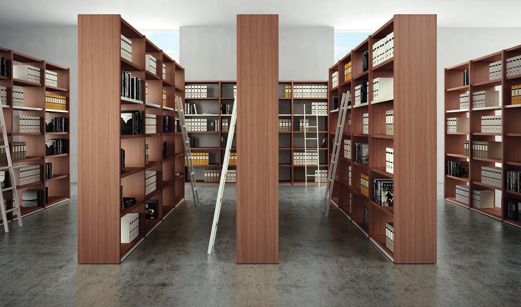 Libreria La versatilità di Libreria tiene conto delle esigenze dell'ufficio e dello studio; in grado di completarsi con un'ampia gamma di accessori dedicati a funzioni specifiche, come scale o