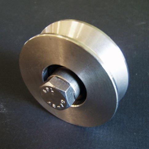 la commande. Wheel in stainless steel, with 1 screened bearings, bolt, spacers and nut.