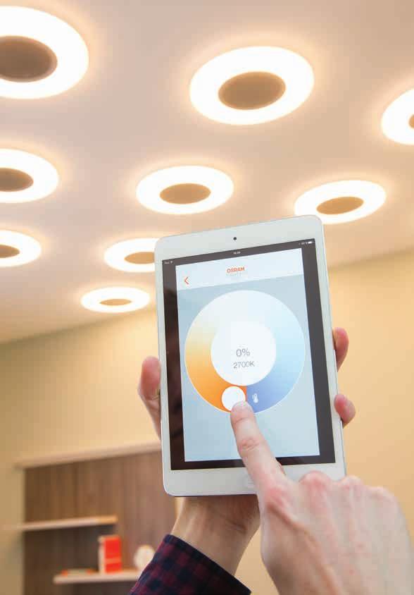 bianco adattabili, con massimo 1800 lm Singole scene luminose tramite l'app LIGHTIFY Supporta impostazioni individuali e l'uso combinato con altri dispositivi di illuminazione Accesso flessibile