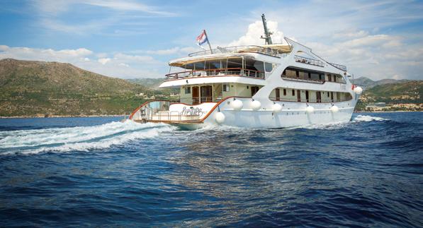 Buon Viaggio Scoprite un paradiso galleggiante a bordo di imbarcazioni di nuova costruzione, in una perfetta armonia e combinazione di avventura e relax!