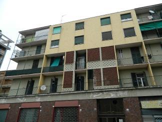 In CORSO LAMARMORA, vendesi alloggio, 3 piano, composto da: cucina abitabile, sala, 1 letto e servizi.