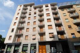 209,9 KWH/M2 Nella zona della Stazione giardini pubblici- vendesi alloggio con: ingresso, cucina abitabile, sala, 1