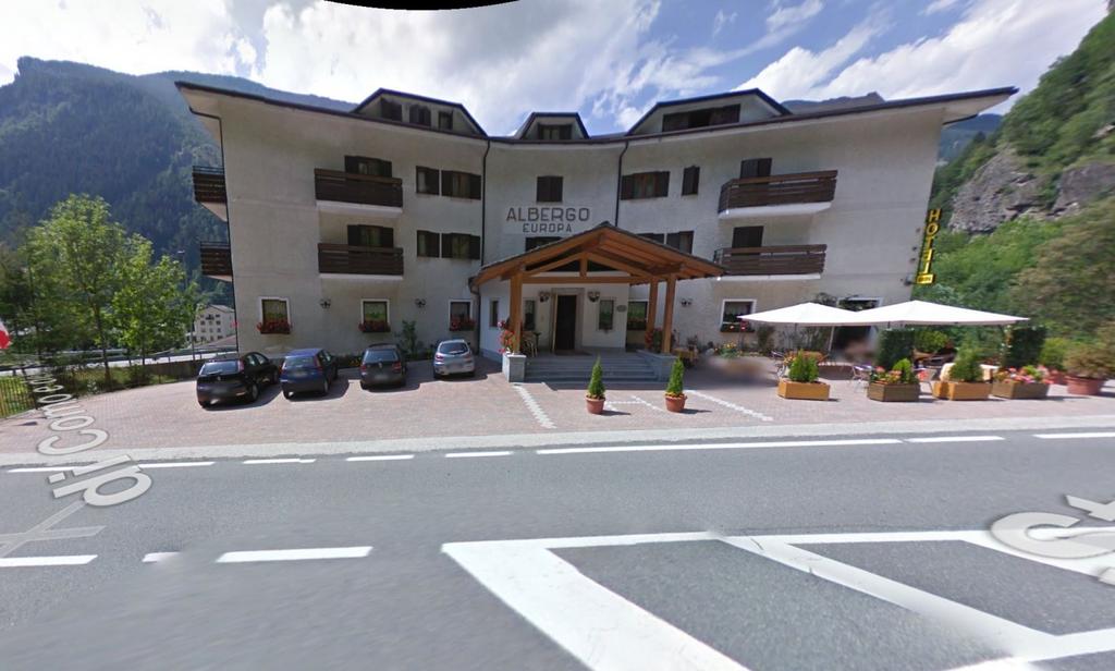 Tragitto o Struttura Hotel Europa via Corti 135, 23021 Campodolcino (SO) Situato nella località lombarda di Campodolcino, a 39 km da St.