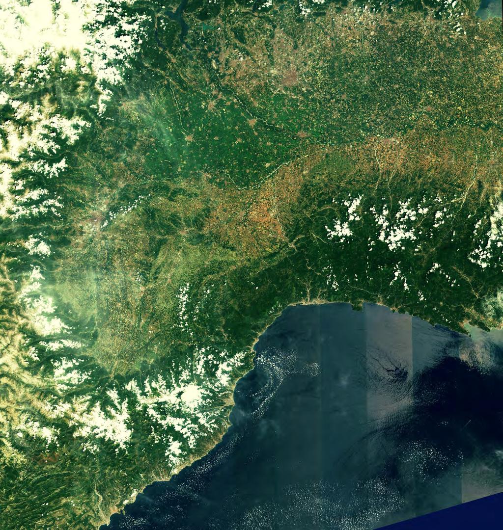 La prima immagine Sentinel II Northwest Italy and southern France Acquired on 27 June 2015 at 10:25 UTC (12:25 CEST), just four days after launch, this first image from Sentinel-2A covers the Po