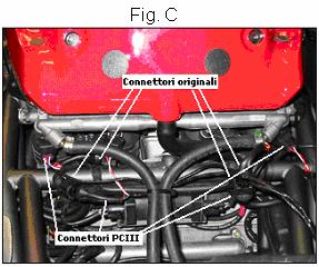 Portare l interruttore di sicurezza (sul manubrio destro) nella posizione RUN. 2. Girare la chiave e accendere il quadro della moto, osservare la luce verde sul PCIII che si accende e poi si spegne.