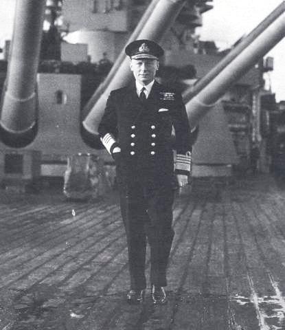 Ammiraglio HOLLAND Incrociatore da battaglia HOOD (nave ammiraglia Corazzata