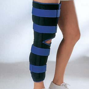 ARTO INFERIORE Actimove Genu La ginocchiera a tre pannelli Actimove Genu sostiene il ginocchio ed aiuta a ridurre il dolore dopo traumi od interventi chirurgici.