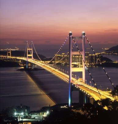 15 Hong Kong: punto di riferimento per le infrastrutture e il settore