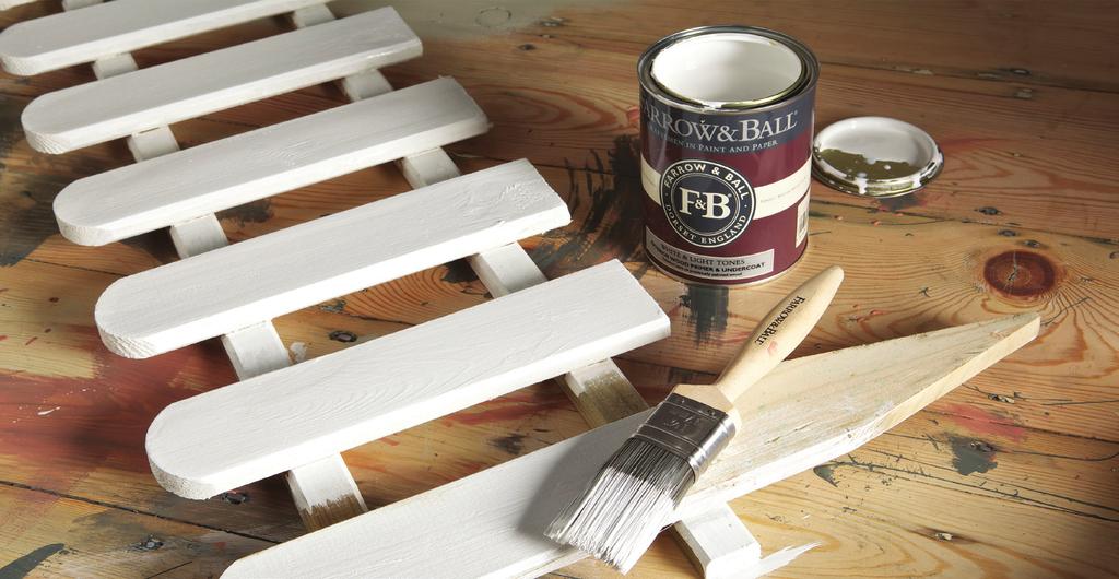 EXTERIOR WOOD PRIMER Creata per legni grezzi o già verniciati per ESTERNI.