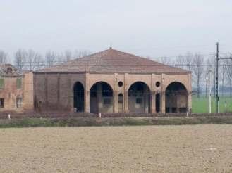 TOPONIMO: LA BRASOLA INDIRIZZO: VIA VIRGILIANA - PONTE RODONI DATI CATASTALI 164/13 Corte agricola aperta a elementi separati.