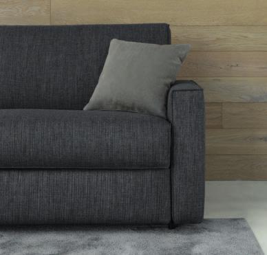 10 INFINITO è una collezione di divani letto e divani fissi, che riesce a soddisfare le più svariate esigenze, agli elementi centrali possono essere abbinati diversi modelli di bracciolo che danno