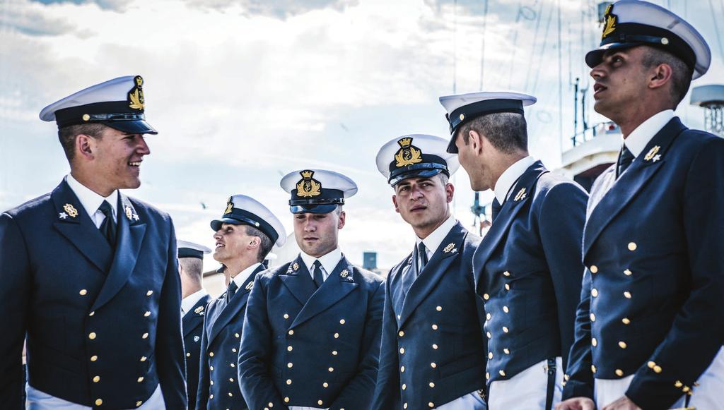 nave Luigi Durand de La Penne Campagne d istruzione scelto, nave Luigi Durand de la Penne, che ha ricevuto il simbolico Livorno, 12 luglio 2014.