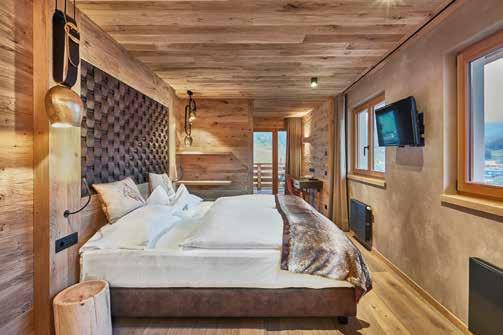 camere da letto, soggiorno con pavimento in legno e