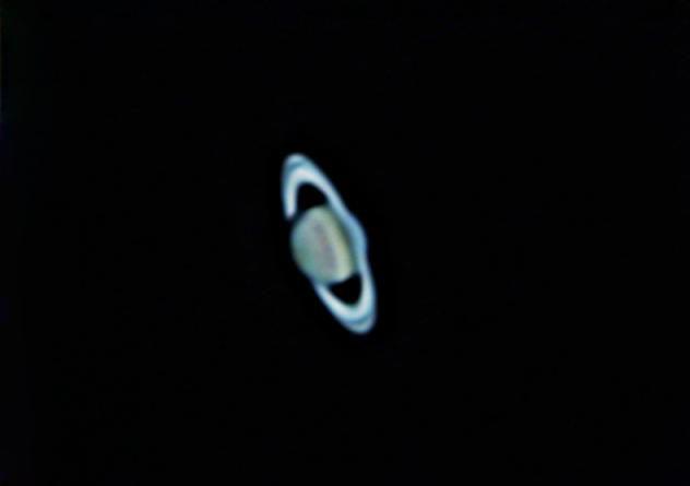 OSSERVARE PIANETI AL TELESCOPIO Saturno Il pianeta Saturno che dista dalla Terra circa 1,4