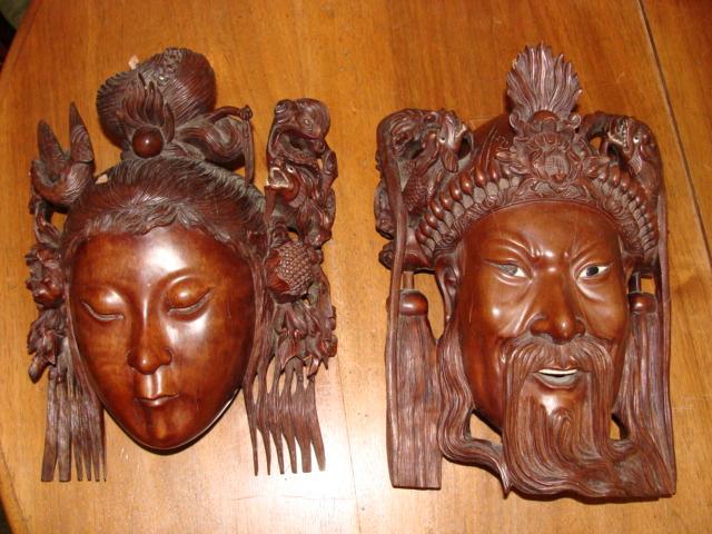 500,00 0,00 37 coppia maschere cinesi in legno