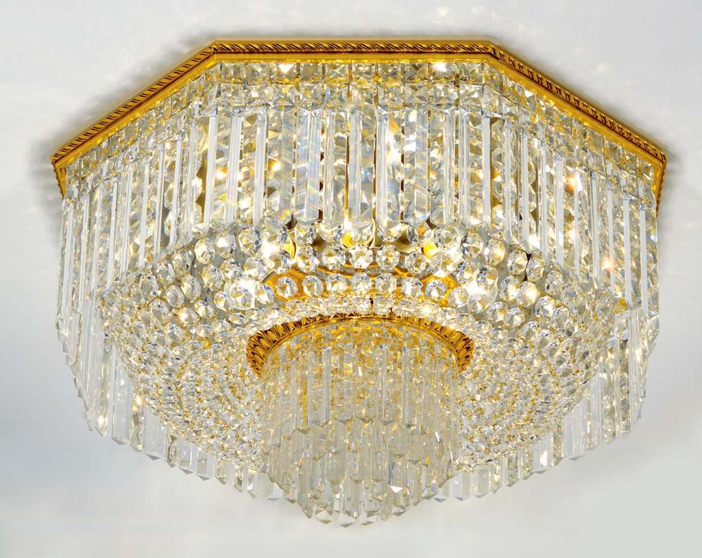 Mod. 1456/70 Lampadario in ottone dorato in oro fino patinato antico con interno specchiato e cristalli strass Swarovski.