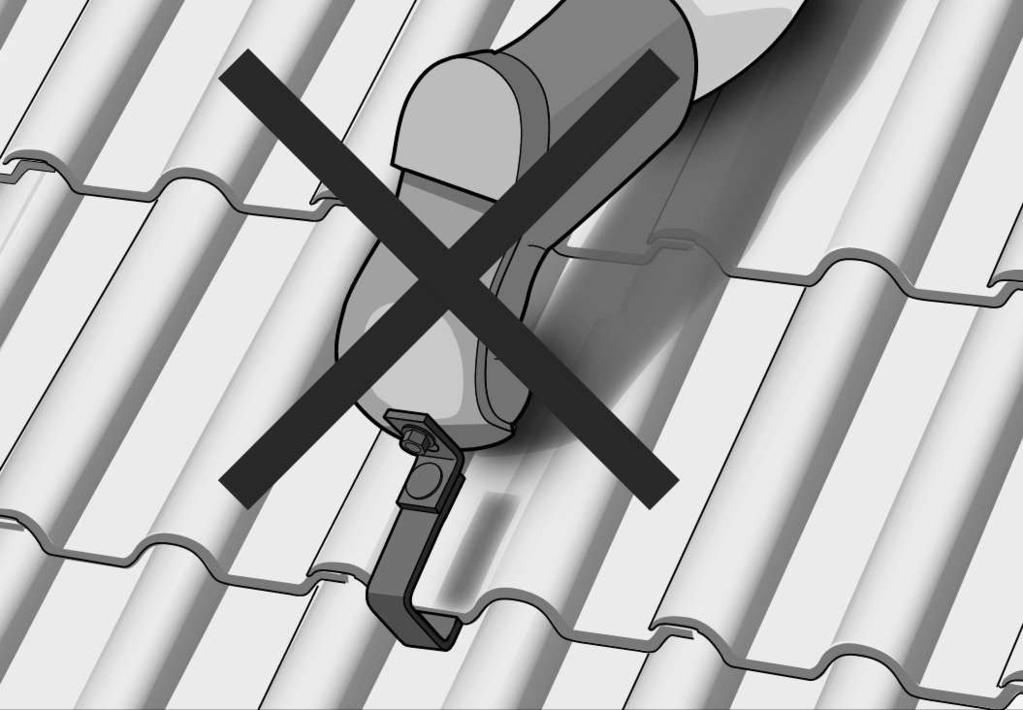 Viti di fissaggi I ganci vann fissati direttamente sl su elementi prtanti del tett (travetti, terzere) sui quali è pssibile fissare le viti per l'ancraggi delle piastre base dei ganci rispettand le
