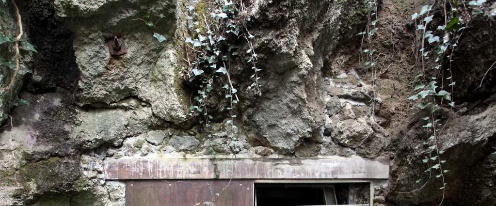 ER RA 114 - Grotta La