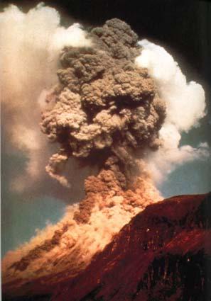 Piroclasti: frammenti generati dalla disgregazione di materiale vulcanico preesistente, come diretta conseguenza dell