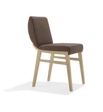 Fresh and young design for this chair and armchair, the essential line of this beechwood frame is enhanched by two kinds of upholstery: with back in wood at sight or all upholstered.