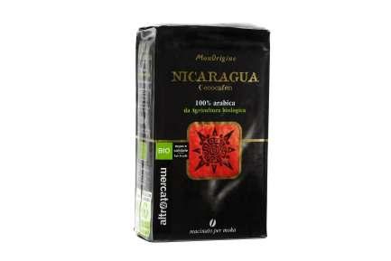 CAFFÈ NICARAGUA MONORIGINE - 100% ARABICA MACINATO - BIO Codici: 383 Peso: 250 g Prezzo consigliato: 4,85 Confezione: 12 pz Settore: S1 Un caffè storico Testimone della nascita del commercio equo