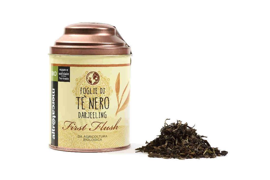 Foglie intere di tè nero Darjeeling - Bio First Flush Codice: 883 Peso: 50 g Prezzo consigliato al pubblico (IVA 10% inclusa) Minimo: 9,50 Massimo: 11,40 Confezione: 6 pz Settore: S5 % ingredienti