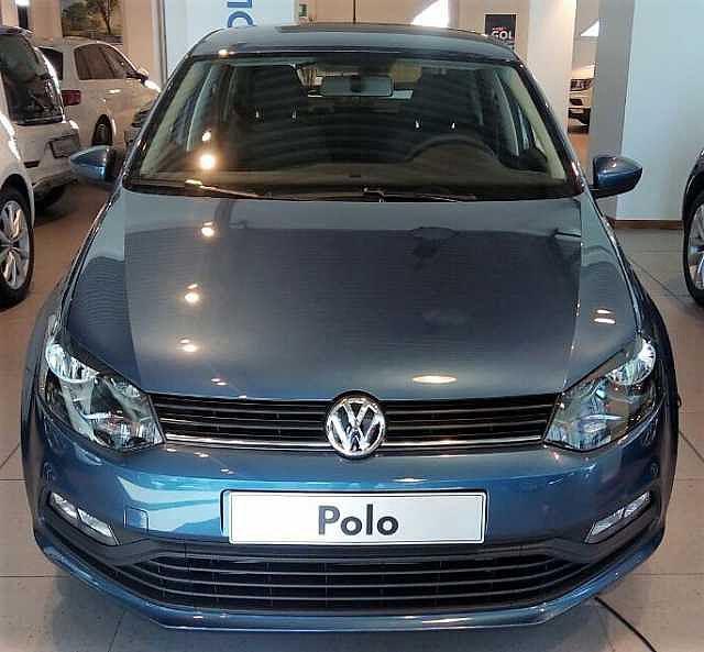 Volkswagen Polo 1.0 MPI 5p. Trendline (4 ANNI GAR) Polo Immatricolazione: 7/ 2017 KM: 1 Carrozzeria: Utilitaria Cilindrata: 999 Alimentazione: Benzina Prezzo: 11.