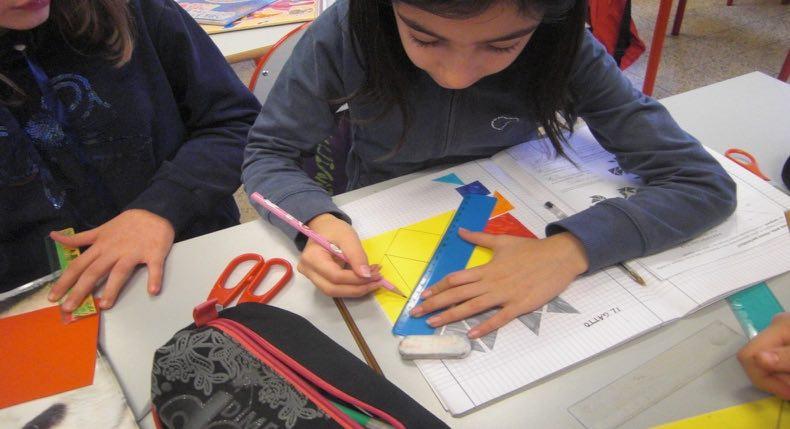 Disegnare un TANGRAM per realizzare figure EQUIESTESE. Le figure equiestese hanno anche lo stesso perimetro?