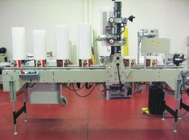 Automazione ausiliaria sia ai sistemi di stampa tradizionale che digitale GMC, necessaria per rendere il processo di decorazione completamente automatico.