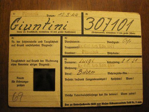Scheda sanitaria riguardante la diagnosi di eventuali malattie polmonari a Giuntini 307101, compilata a Pössneck il 10 maggio 1944 (fotografia dell autore).