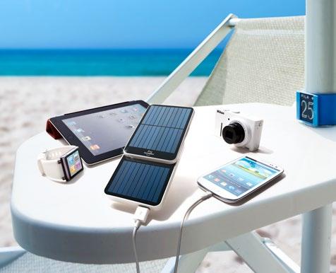 SunCharger fornisce energia in qualsiasi momento, evita di doversi portare appresso diversi dispositivi di carica e allunga, per esempio, l autonomia di uno smartphone.