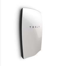 TESLA POWERWALL. Sistema di accumulo con batterie agli ioni di litio per applicazioni residenziali sviluppato dal costruttore di auto elettriche Tesla.
