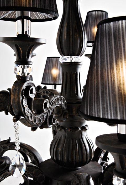 In questa serie di lampade in legno e cristallo, si legge la storia dell azienda, reinterpretata attraverso la ricerca di forme passate e colori di tendenza.