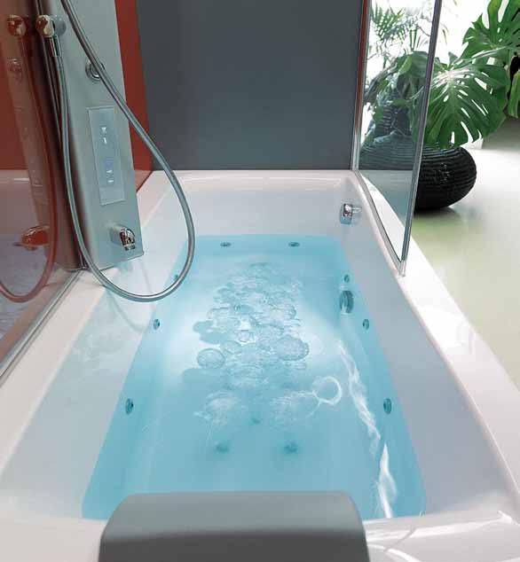 139 Free wellness combinations. The Jacuzzi twin models are compact, light and functional in all the versions.
