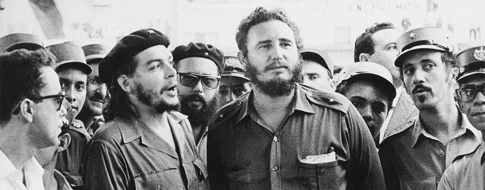 Fidel Castro e Ernesto Guevara de la Serna Castro iniziò a promuovere riforme che colpivano gli interessi economici americani sull isola e la risposta statunitense fu il boicottaggio nei confronti