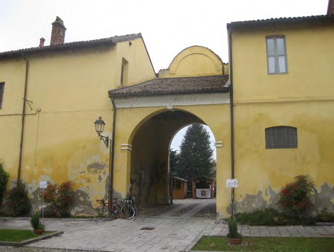 Il viaggio delle Nuvole Da dove vieni, chiese alla nuvola il vecchietto, seduto sul banco del suo giardino? D où viens-tu dit au nuage le vieux assis sur le banc de son jardin?