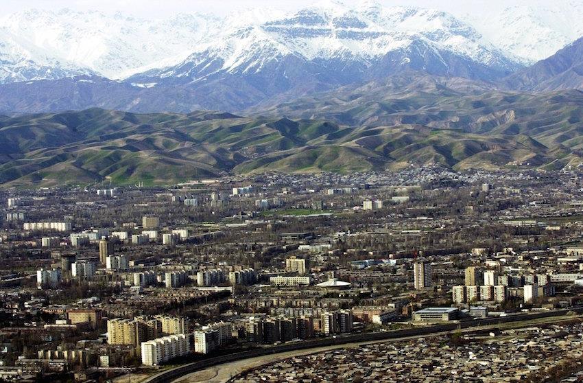Dušanbe Capitale e città più grande del Tagikistan.