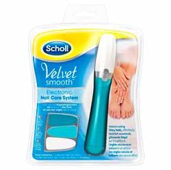 Velvet Smooth Nail Care Kit 918544685 Il kit elettronico per la cura delle unghie di mani e piedi è dotato di tre testine intercambiabili per limare, levigare e lucidare le