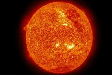 RADIAZIONE SOLARE STELLA medio-piccola circondata da una corona di pianeti che costituiscono il SISTEMA SOLARE COMPOSIZIONE CHIMICA : 73 % idrogeno (H), 25 % elio (He) e 2 % di elementi più pesanti