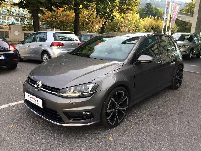 Volkswagen Golf 2.0 TDI 5p. Sport Edition BlueMotion Tech. Golf Immatricolazione: 2/ 2017 KM: 10000 Prezzo: 25.