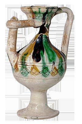 I reperti ceramici rinvenuti nel corso delle indagini archeologiche svolte a Torre Alemanna (avviate nel 1999) fin dal primo momento evidenziarono la ricchezza quantitativa e qualitativa del