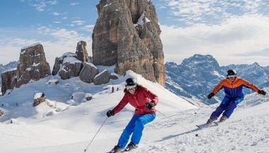MERCOLEDÌ Ski safari Cortina d Ampezzo con Manuel Se si volesse descrivere una giornata sciistica a Cortina con una frase appropriata ad effetto la si potrebbe definire come segue: E come salire con